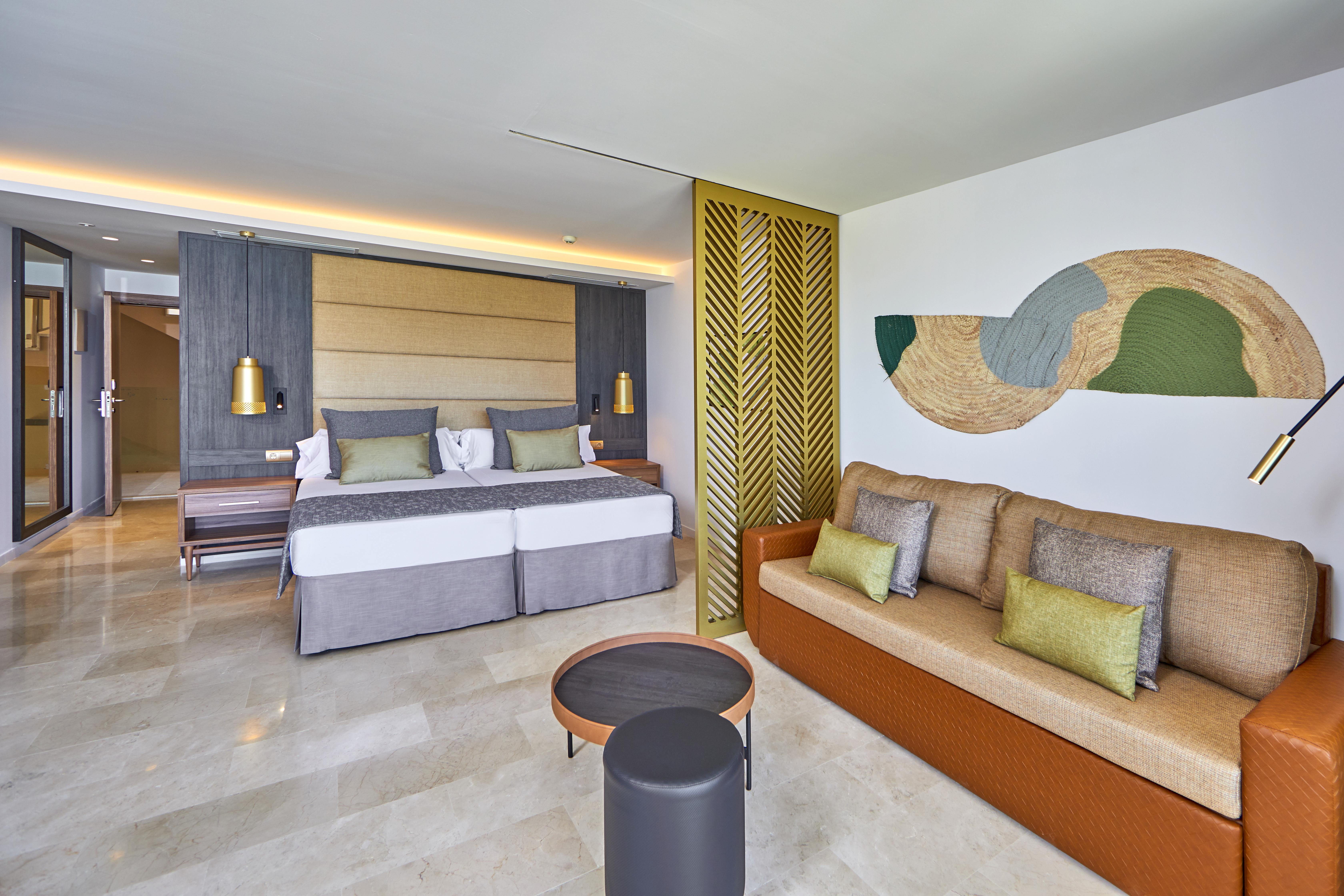 Zafiro Palace Andratx Aparthotel 5*
